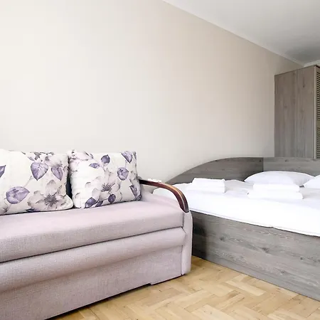 Deluxe Apartments S 6-8 Lviv Exterior photo
