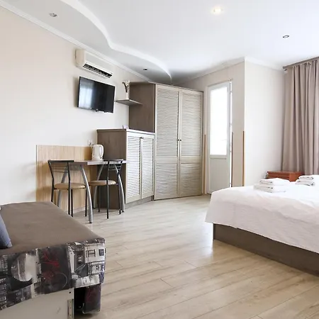 Deluxe Apartments S 6-8 Lviv Exterior photo